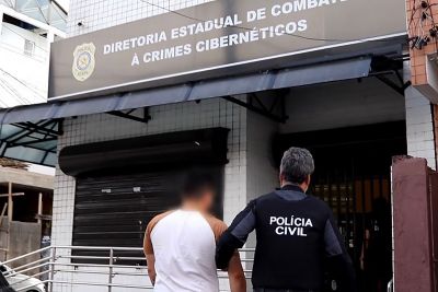 notícia: Polícia Civil prende homem suspeito de divulgação de vídeos íntimos na internet