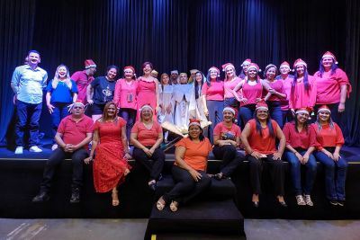 notícia: Servidores da UsiPaz Cabanagem apresentam o musical 'Celebrando o Natal'