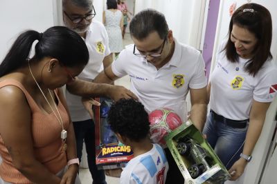 notícia: PCEPA doa brinquedos para crianças atendidas pelo ParáPaz, em Belém
