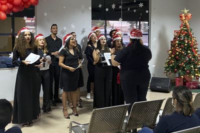 notícia: Regional de Paragominas celebra Natal com usuários com Cantata 