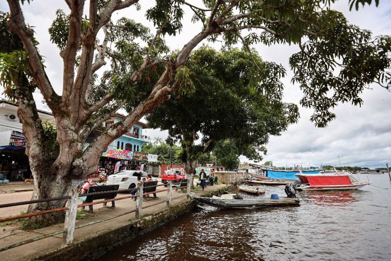 Porto de Moz - Imagens da cidade, orla e come´rcio - Fotos Bruno Cecim - Ag.Para´ <div class='credito_fotos'>Foto: Bruno Cecim / Ag.Pará   |   <a href='/midias/2023/originais/16157_65b121c8-4b44-7566-0c74-d1e11f3a4272.jpg' download><i class='fa-solid fa-download'></i> Download</a></div>