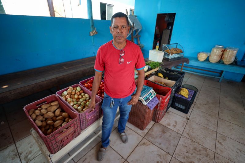 Entrega de Lancha Cameta´ e Entrega de Mercado Curuc¸ambaba - Fotos Bruno Cecim - Age^ncia Para´  <div class='credito_fotos'>Foto: Bruno Cecim / Ag.Pará   |   <a href='/midias/2023/originais/16967_8925806e-d8b3-918a-475b-1ac2c02936dd.jpg' download><i class='fa-solid fa-download'></i> Download</a></div>