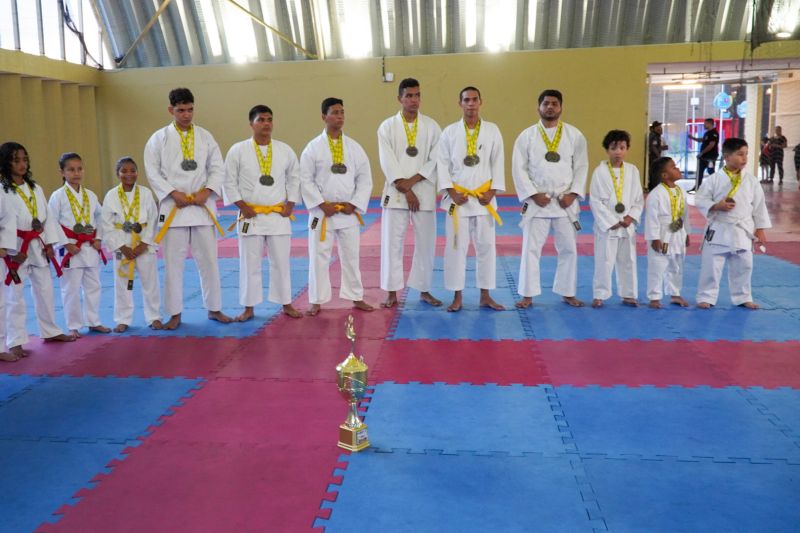 Atletas da Usina da Paz do Icuí-Guajará, em Ananindeua, conquistam 66 medalhas em Campeonato Brasileiro de Artes Marciais
 <div class='credito_fotos'>Foto: Paulo Cezar / Ag. Pará   |   <a href='/midias/2023/originais/17094_38590726-c04e-9a34-67cf-5257c1fc6970.jpg' download><i class='fa-solid fa-download'></i> Download</a></div>