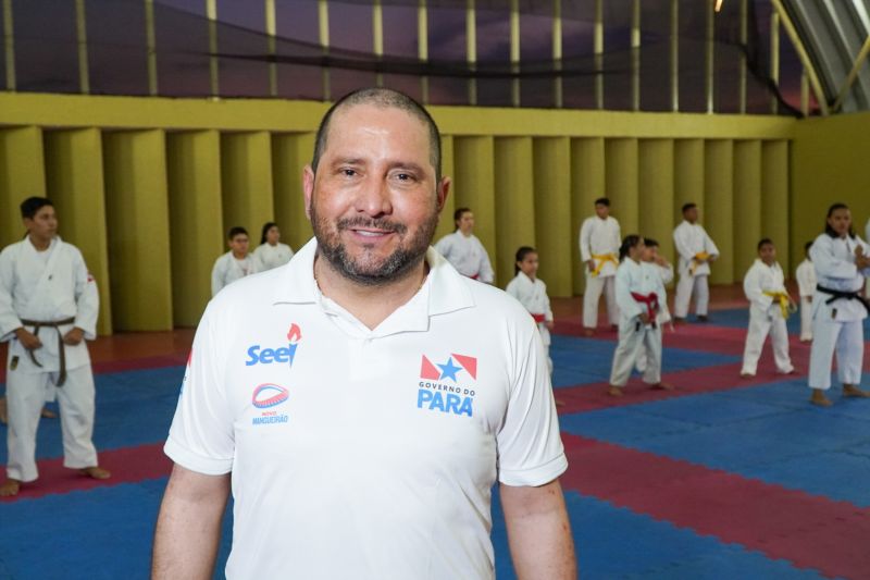 Atletas da Usina da Paz do Icuí-Guajará, em Ananindeua, conquistam 66 medalhas em Campeonato Brasileiro de Artes Marciais
 <div class='credito_fotos'>Foto: Paulo Cezar / Ag. Pará   |   <a href='/midias/2023/originais/17094_56cd4d22-f941-2ced-2b52-45e27ed5dd8f.jpg' download><i class='fa-solid fa-download'></i> Download</a></div>