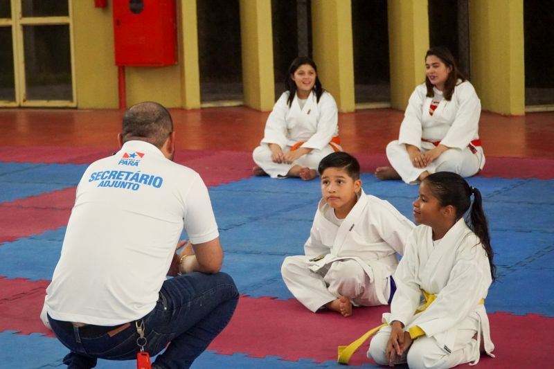 Atletas da Usina da Paz do Icuí-Guajará, em Ananindeua, conquistam 66 medalhas em Campeonato Brasileiro de Artes Marciais
 <div class='credito_fotos'>Foto: Paulo Cezar / Ag. Pará   |   <a href='/midias/2023/originais/17094_81f5ab48-4147-153a-f284-a30afb5c6a80.jpg' download><i class='fa-solid fa-download'></i> Download</a></div>