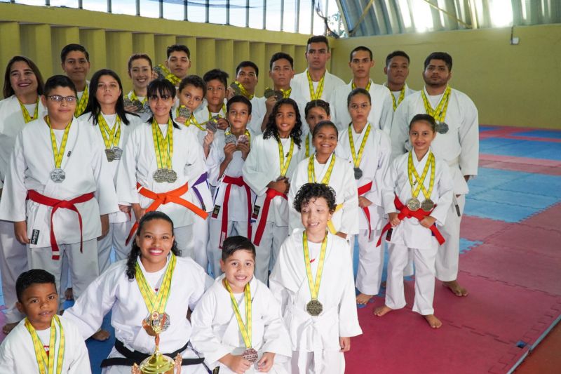 Atletas da Usina da Paz do Icuí-Guajará, em Ananindeua, conquistam 66 medalhas em Campeonato Brasileiro de Artes Marciais
 <div class='credito_fotos'>Foto: Paulo Cezar / Ag. Pará   |   <a href='/midias/2023/originais/17094_ee0cff21-58a7-063e-3ae9-a2d1f5e88d35.jpg' download><i class='fa-solid fa-download'></i> Download</a></div>