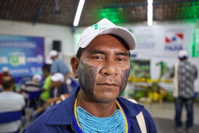 Pat-ire Kayapó - indígena e representante do território indígena las casas <div class='credito_fotos'>Foto: Marcelo Lelis / Ag. Pará   |   <a href='/midias/2023/originais/17683_c601118e-dc6b-4b68-64ad-a516e163ed1c.jpg' download><i class='fa-solid fa-download'></i> Download</a></div>