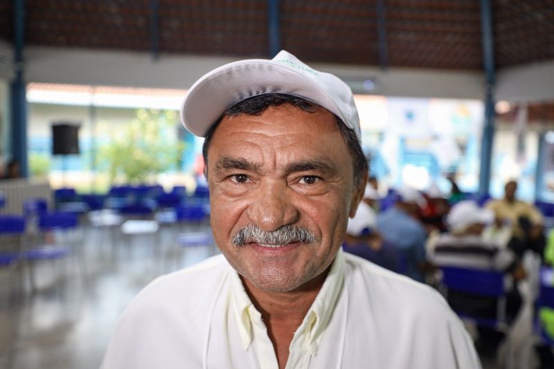 Manoel josino - Agricultor <div class='credito_fotos'>Foto: Marcelo Lelis / Ag. Pará   |   <a href='/midias/2023/originais/17683_d75e114f-31cc-8394-c568-ea5c6e0e6627.jpg' download><i class='fa-solid fa-download'></i> Download</a></div>