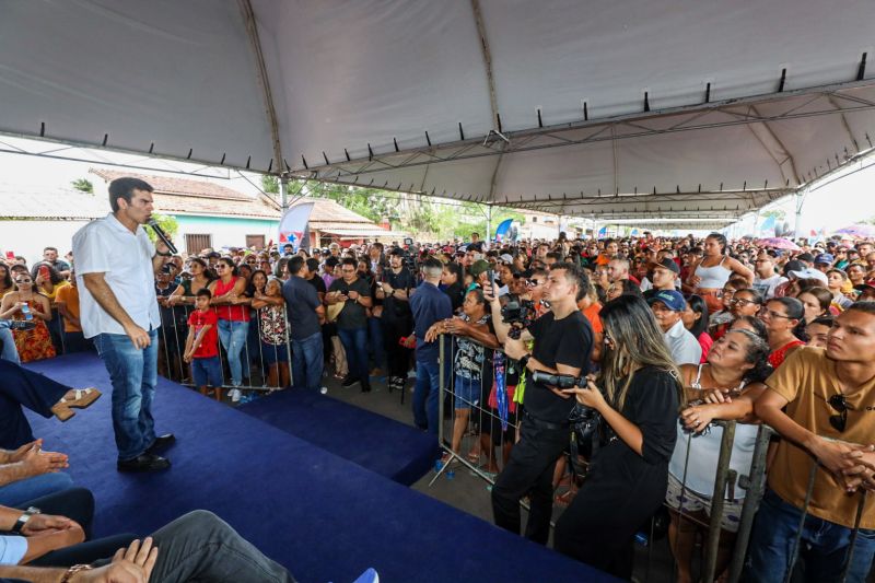 ENTREGA ASFALTO/ Ordem de Serviço que autorizará o início das obras de construção e pavimentação da PA-253/Sua Casa/Posto de saúde/Estádio de Futebol/FT Alex Ribeiro Ag Pará <div class='credito_fotos'>Foto: Alex Ribeiro / Ag. Pará   |   <a href='/midias/2023/originais/17895_0299319e-e336-874a-80b5-a087511a51f2.jpg' download><i class='fa-solid fa-download'></i> Download</a></div>