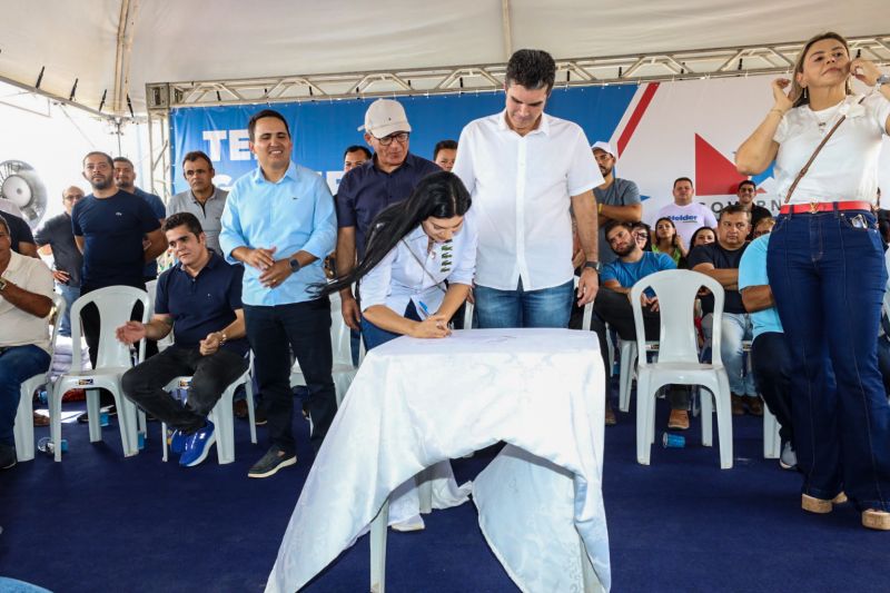 ENTREGA ASFALTO/ Ordem de Serviço que autorizará o início das obras de construção e pavimentação da PA-253/Sua Casa/Posto de saúde/Estádio de Futebol/FT Alex Ribeiro Ag Pará <div class='credito_fotos'>Foto: Alex Ribeiro / Ag. Pará   |   <a href='/midias/2023/originais/17895_15e3b238-544a-173f-42bd-98c073179571.jpg' download><i class='fa-solid fa-download'></i> Download</a></div>