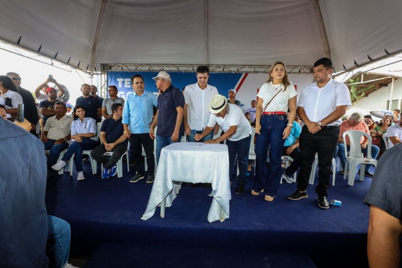 ENTREGA ASFALTO/ Ordem de Serviço que autorizará o início das obras de construção e pavimentação da PA-253/Sua Casa/Posto de saúde/Estádio de Futebol/FT Alex Ribeiro Ag Pará <div class='credito_fotos'>Foto: Alex Ribeiro / Ag. Pará   |   <a href='/midias/2023/originais/17895_2480eddb-8415-a491-fee5-b0de8f697865.jpg' download><i class='fa-solid fa-download'></i> Download</a></div>