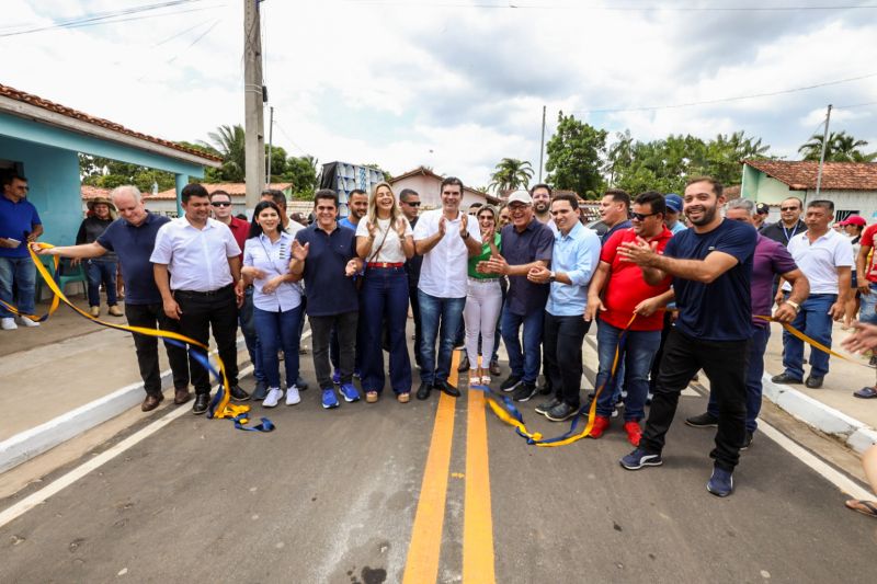 ENTREGA ASFALTO/ Ordem de Serviço que autorizará o início das obras de construção e pavimentação da PA-253/Sua Casa/Posto de saúde/Estádio de Futebol/FT Alex Ribeiro Ag Pará <div class='credito_fotos'>Foto: Alex Ribeiro / Ag. Pará   |   <a href='/midias/2023/originais/17895_305f08da-495f-fbf4-20ab-0c1ba061d0c7.jpg' download><i class='fa-solid fa-download'></i> Download</a></div>