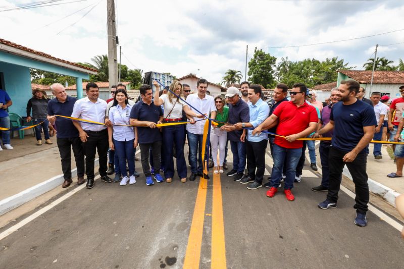 ENTREGA ASFALTO/ Ordem de Serviço que autorizará o início das obras de construção e pavimentação da PA-253/Sua Casa/Posto de saúde/Estádio de Futebol/FT Alex Ribeiro Ag Pará <div class='credito_fotos'>Foto: Alex Ribeiro / Ag. Pará   |   <a href='/midias/2023/originais/17895_3857035b-bf22-18ac-14f7-f8ba5bff6eb4.jpg' download><i class='fa-solid fa-download'></i> Download</a></div>