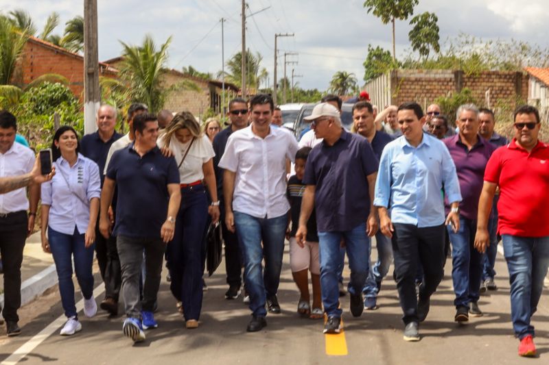 ENTREGA ASFALTO/ Ordem de Serviço que autorizará o início das obras de construção e pavimentação da PA-253/Sua Casa/Posto de saúde/Estádio de Futebol/FT Alex Ribeiro Ag Pará <div class='credito_fotos'>Foto: Alex Ribeiro / Ag. Pará   |   <a href='/midias/2023/originais/17895_4b4cbd28-26aa-0e0d-c7d9-ff26e44096b5.jpg' download><i class='fa-solid fa-download'></i> Download</a></div>