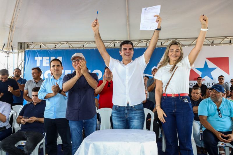 ENTREGA ASFALTO/ Ordem de Serviço que autorizará o início das obras de construção e pavimentação da PA-253/Sua Casa/Posto de saúde/Estádio de Futebol/FT Alex Ribeiro Ag Pará <div class='credito_fotos'>Foto: Alex Ribeiro / Ag. Pará   |   <a href='/midias/2023/originais/17895_517d04e4-77bf-c5ed-6137-dfa4ccbaad30.jpg' download><i class='fa-solid fa-download'></i> Download</a></div>