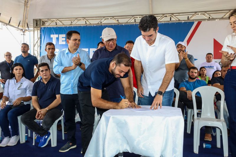 ENTREGA ASFALTO/ Ordem de Serviço que autorizará o início das obras de construção e pavimentação da PA-253/Sua Casa/Posto de saúde/Estádio de Futebol/FT Alex Ribeiro Ag Pará <div class='credito_fotos'>Foto: Alex Ribeiro / Ag. Pará   |   <a href='/midias/2023/originais/17895_61161982-7f6b-27df-a158-9e89a56e3998.jpg' download><i class='fa-solid fa-download'></i> Download</a></div>