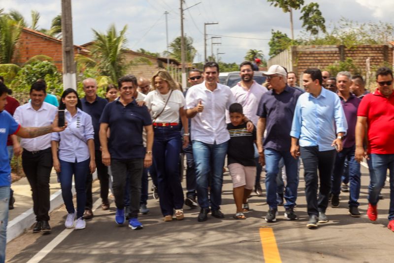 ENTREGA ASFALTO/ Ordem de Serviço que autorizará o início das obras de construção e pavimentação da PA-253/Sua Casa/Posto de saúde/Estádio de Futebol/FT Alex Ribeiro Ag Pará <div class='credito_fotos'>Foto: Alex Ribeiro / Ag. Pará   |   <a href='/midias/2023/originais/17895_6d35131b-c092-8c50-1a5f-43003289931c.jpg' download><i class='fa-solid fa-download'></i> Download</a></div>