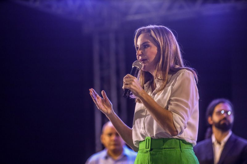  Ano do Pará na educação + Entrega dos materiais do componente de Educação Ambiental 2024 - Professor e Estudante (Parceria Lungo, Unicef e Unesco) / Entrega do 1° Planejamento Estratégico da Seduc (FGV e Fundação Vale) / Palestra do Leandro Karnal
Fotos: Marcelo Lelis/Ag Pará <div class='credito_fotos'>Foto: Marcelo Lelis / Ag. Pará   |   <a href='/midias/2023/originais/17909_2202b41c-b5ea-ad5a-f530-207f7f441818.jpg' download><i class='fa-solid fa-download'></i> Download</a></div>