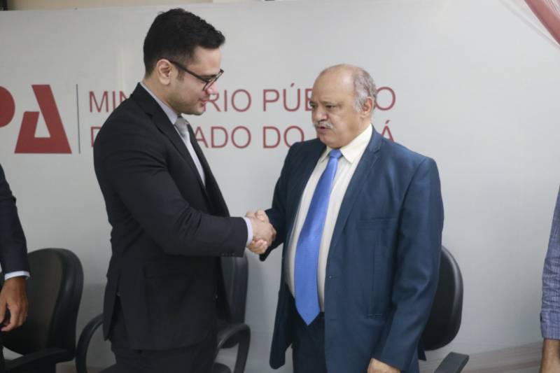 Presidente da Fasepa - Carlos Rodrigues e Promotor Antônio Maurício