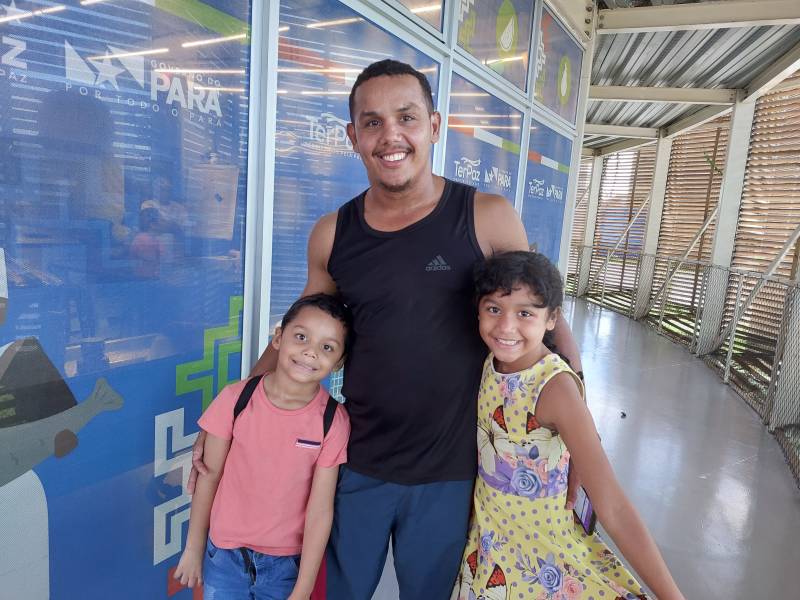 2- Neris Pacheco e seus filhos