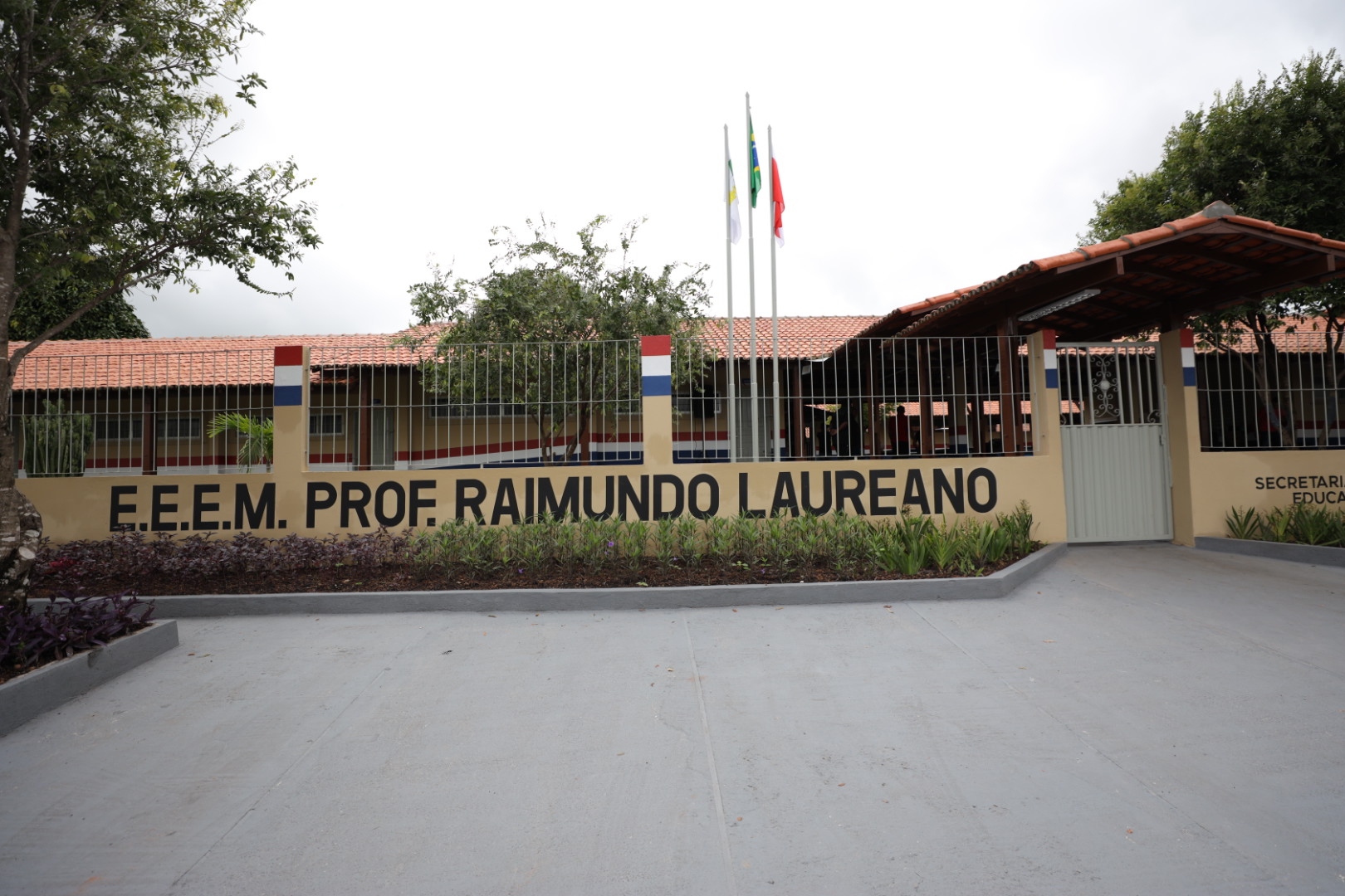 Em Paragominas, Escola Estadual Raimundo Laureano é entregue ...