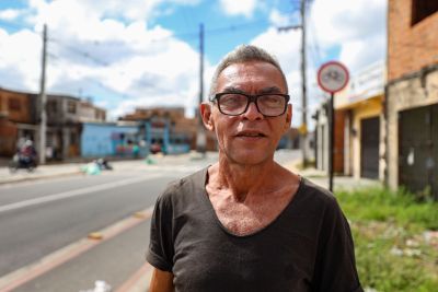 Comerciante Hid Santos conta que reformou ponto comercial de lanches próximo à avenida Padre Bruno Sechi