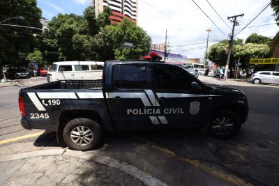 notícia: Polícia Civil prende três pessoas por roubo de celulares em Belém