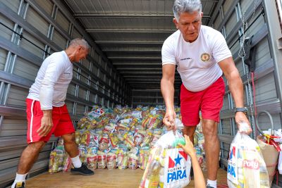 notícia: Governo do Pará entrega 10 toneladas de alimentos a indígenas da etnia Parakanã