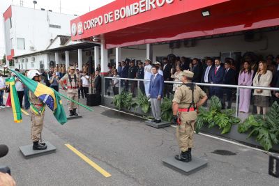 notícia: Governador empossa novo comandante-geral do Corpo de Bombeiros Militar do Pará