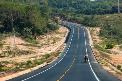 notícia: Moradores de Óbidos comemoram benefícios alcançados com a construção da PA-437