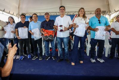 notícia: Governo anuncia construção de praça e entrega materiais esportivos em Santa Luzia