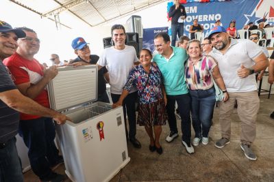 notícia: Governo do Pará entrega equipamentos para produtores de Oriximiná