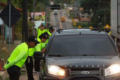 notícia: Equipes de fiscalização do Detran garantem segurança viária no período do revéillon