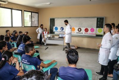 notícia: Seduc e Fundação Santa Casa formalizam acordo para ampliar ensino de primeiros socorros nas escolas