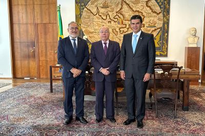 notícia: Com ministro das Relações Exteriores, governador reforça campanha para realização da COP 30 em Belém