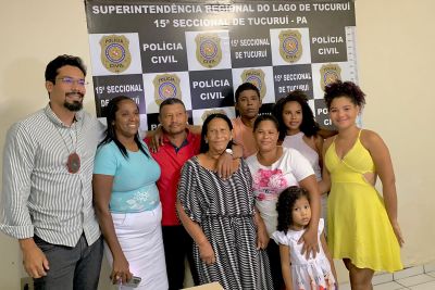 notícia: Com ajuda da Polícia Civil, família se reencontra após 38 anos separada