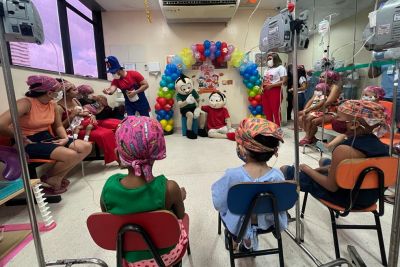 notícia: Hospital Oncológico Infantil Octávio Lobo adere à campanha nacional 'Vá de Lenço'