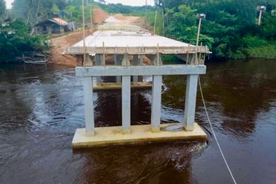 notícia: Construção da ponte sobre o Rio Guamá, na PA-253, alcança 80% dos trabalhos