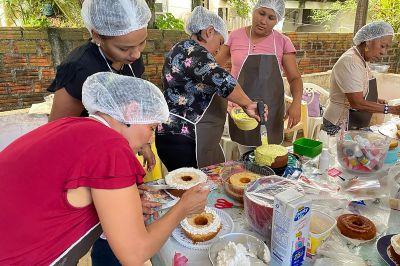notícia: Cosanpa promove curso de bolos regionais em Alter do Chão, no oeste paraense