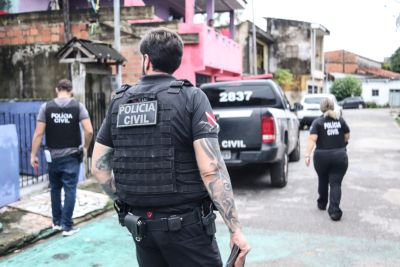notícia: Polícia Civil prende homem por armazenamento de conteúdo pornográfico infantil, em Belém 