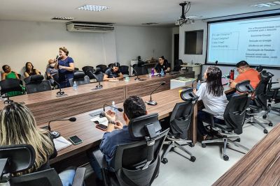 notícia: Projeto ‘Diálogos Ambientais’ debate consumo consciente com servidores da Semas