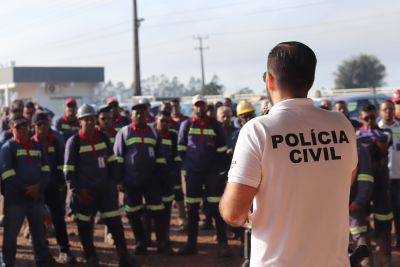 notícia: Trabalhadores têm orientação para enfrentamento de crimes contra grupos vulneráveis 
