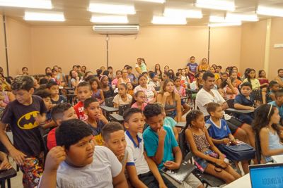 notícia: UsiPaz Terra Firme promove palestra sobre bullying para crianças da comunidade