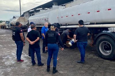 notícia: Órgãos de Segurança prendem duas pessoas por receptação e apreendem caminhão com óleo de dendê roubado 