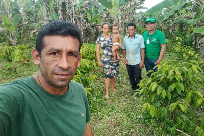 notícia: Governo leva políticas públicas a comunidades rurais de Ulianópolis