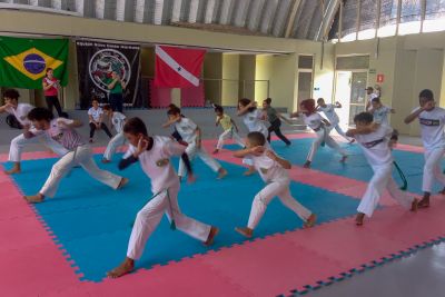 notícia: Em Marituba, Usina da Paz promove agenda em alusão ao Dia Municipal da Capoeira