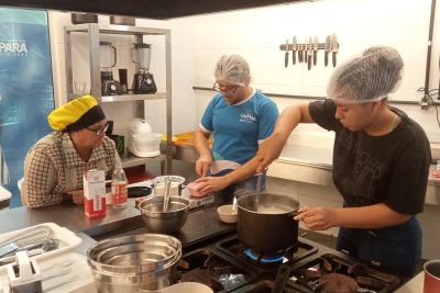 notícia: Usinas da Paz promovem curso de gastronomia com receitas da época junina