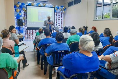 notícia: Profissionais de Enfermagem do Galileu debatem a gestão das emoções na Saúde    