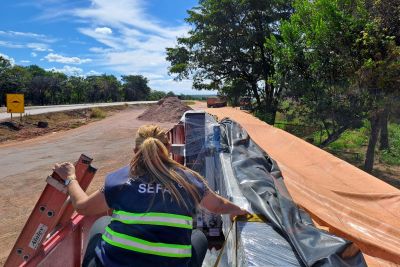 notícia: Sefa apreende três máquinas industriais na Serra do Cachimbo 