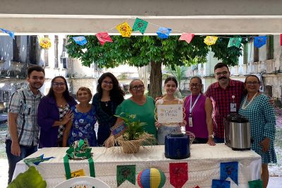 notícia: Santa Casa homenageia servidoras com mais de cinco décadas dedicadas à instituição